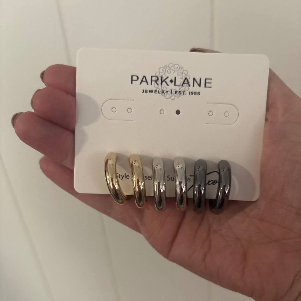 Sloan Earrings